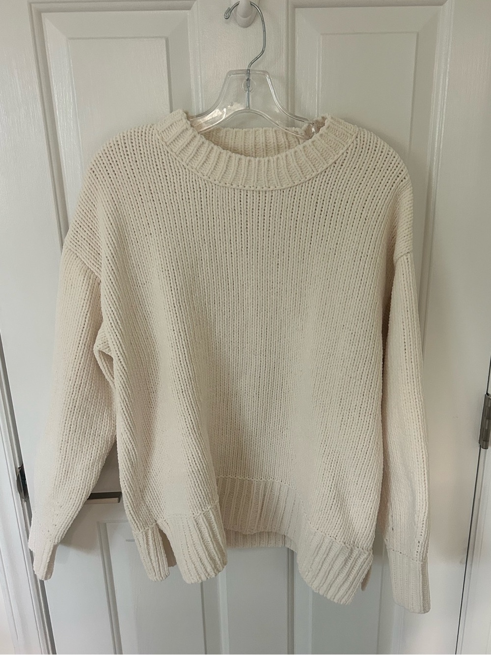 Aerie Women's Chunky Knit Oversized Cream Sweater